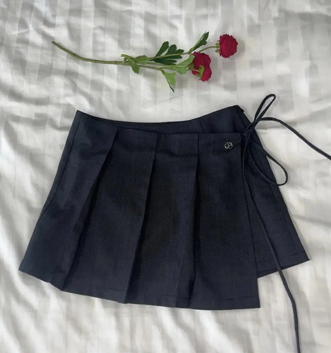 REI MINI SKIRT charcoal